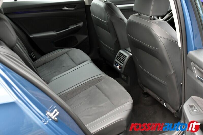 VOLKSWAGEN GOLF 8.5 2.0 TDI 150 CV DSG STYLE + REARVIEW I.Q LED