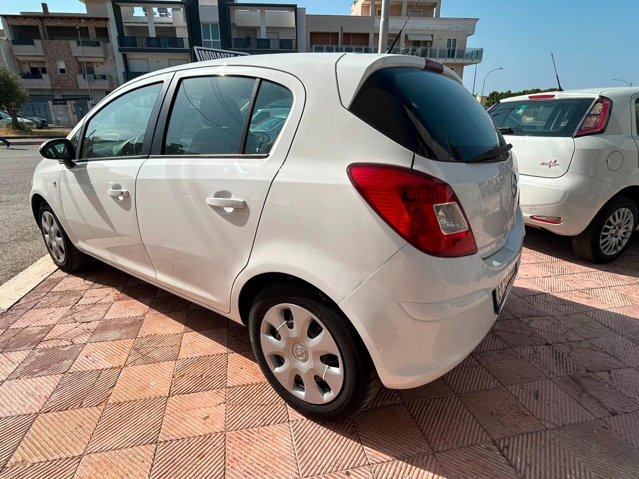 Opel Corsa 1.2 85CV 5 porte GPL-TECH Club
