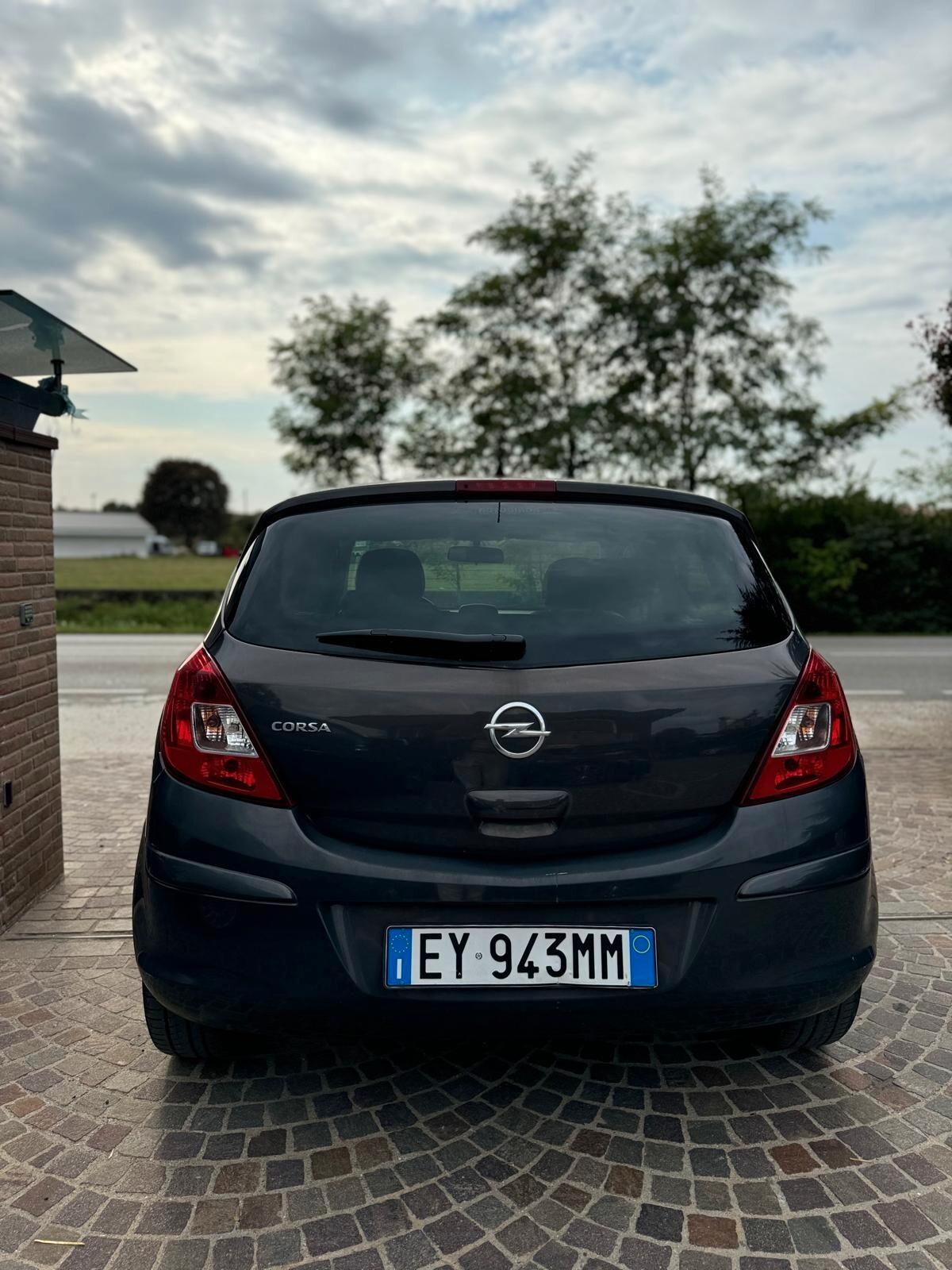 Opel Corsa 1.2 85CV 5 porte GPL-TECH Edition