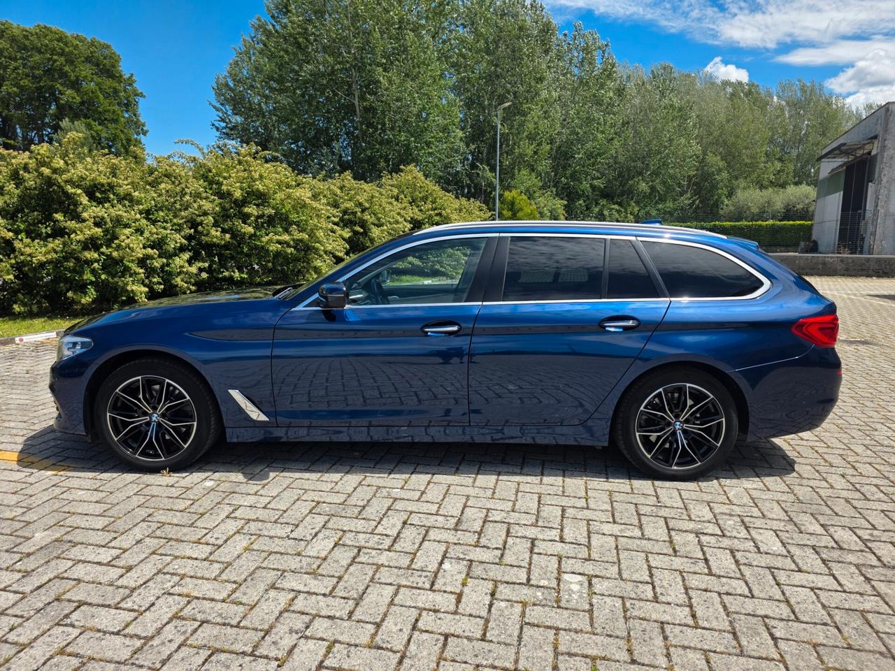 Bmw 520 520d xDrive Touring Luxury