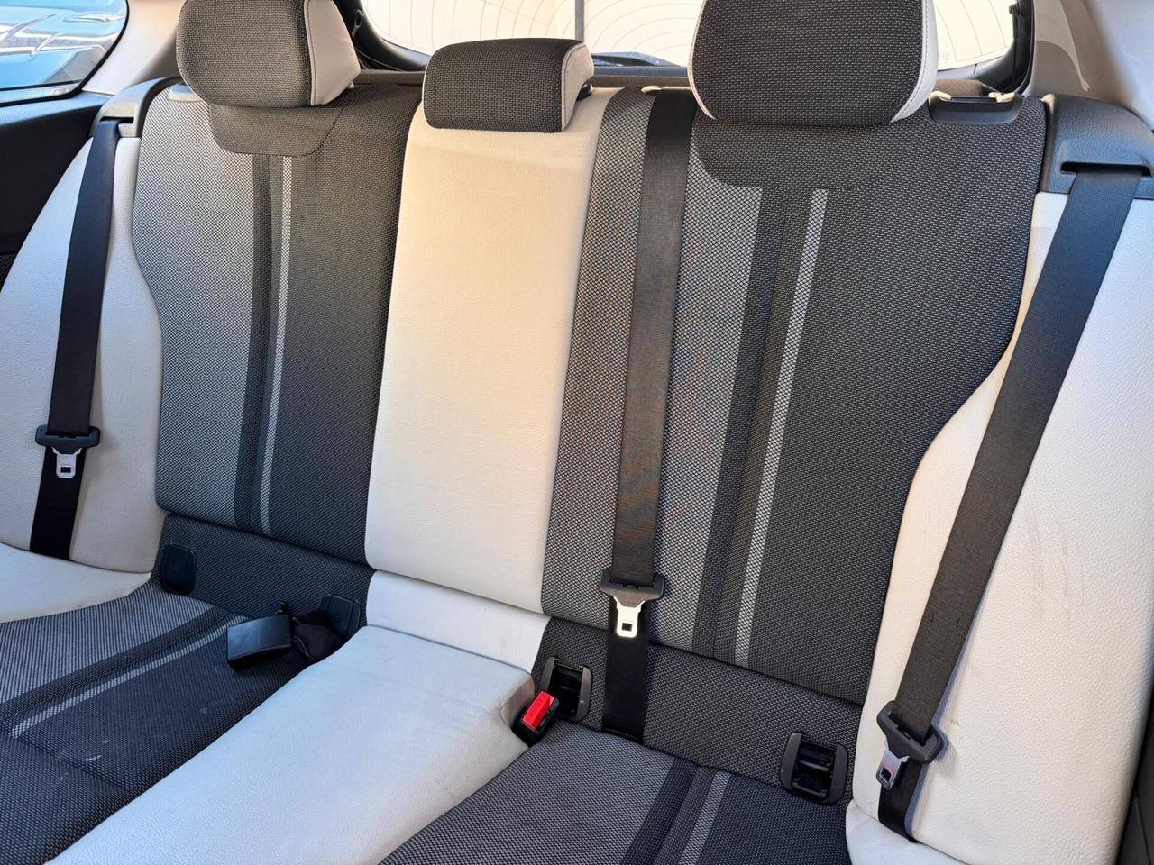 Bmw 116 116d 3p. Efficient Dynamics Urban