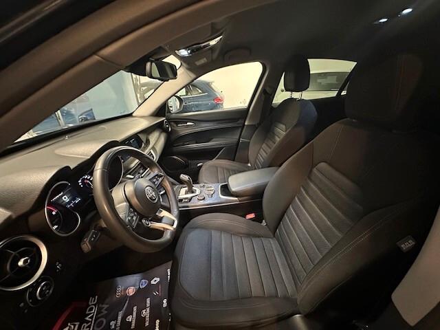 Alfa Romeo Stelvio 2.2 Turbodiesel 160 CV AT8 RWD Business