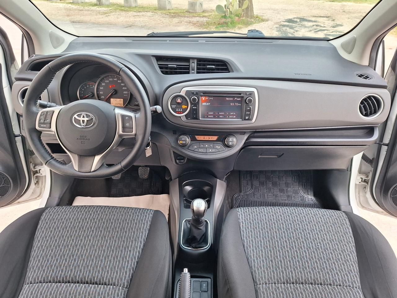 Toyota Yaris 1.0 BENZINA 5 PORTE"PERFETTA" 2013