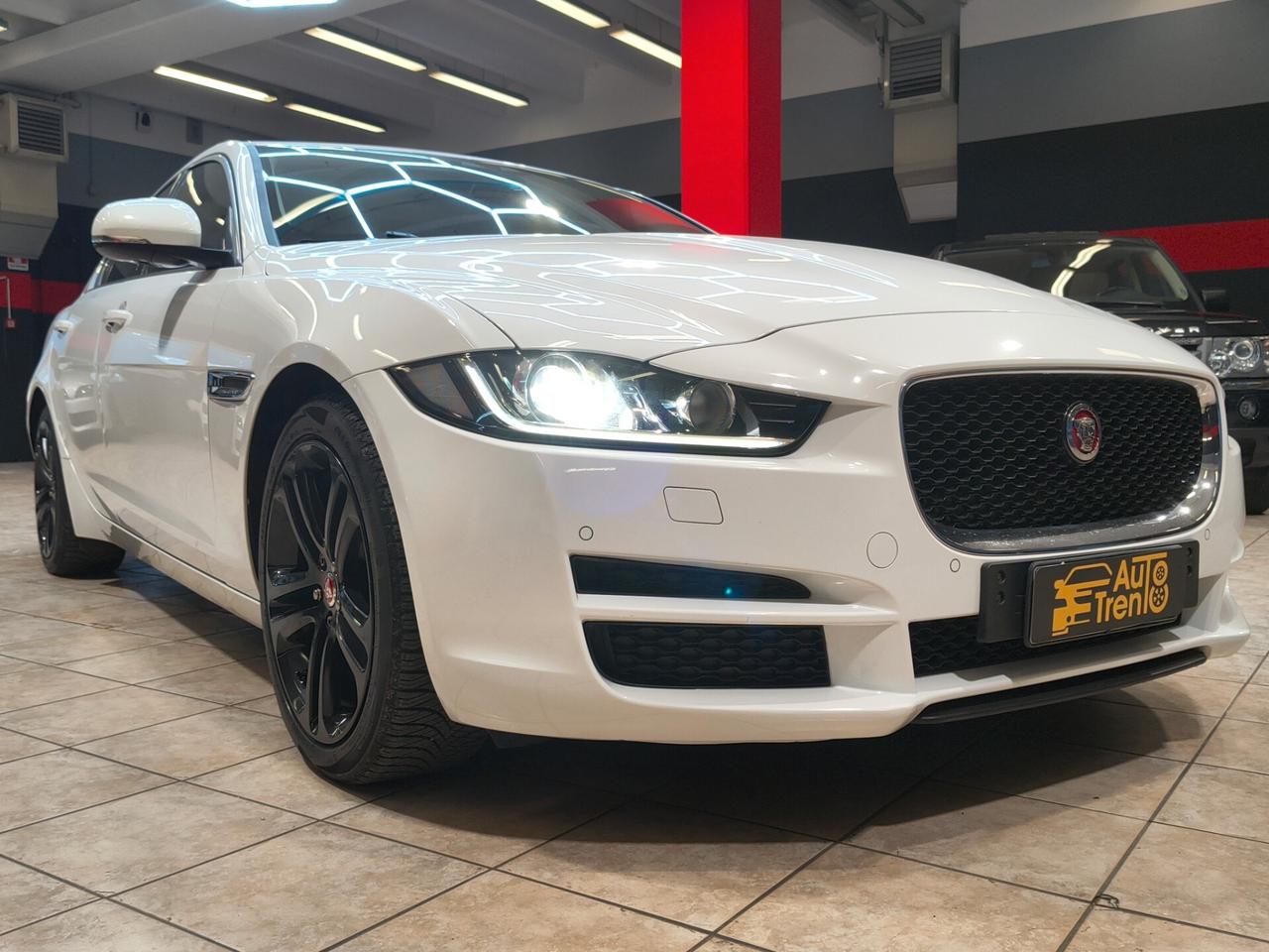 Jaguar XE 2.0 D Turbo 180CV aut. Portfolio