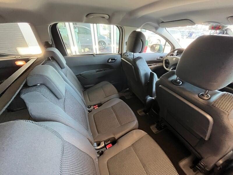 Peugeot 5008 5008 1.6 vti 16v Access (premium) 120cv