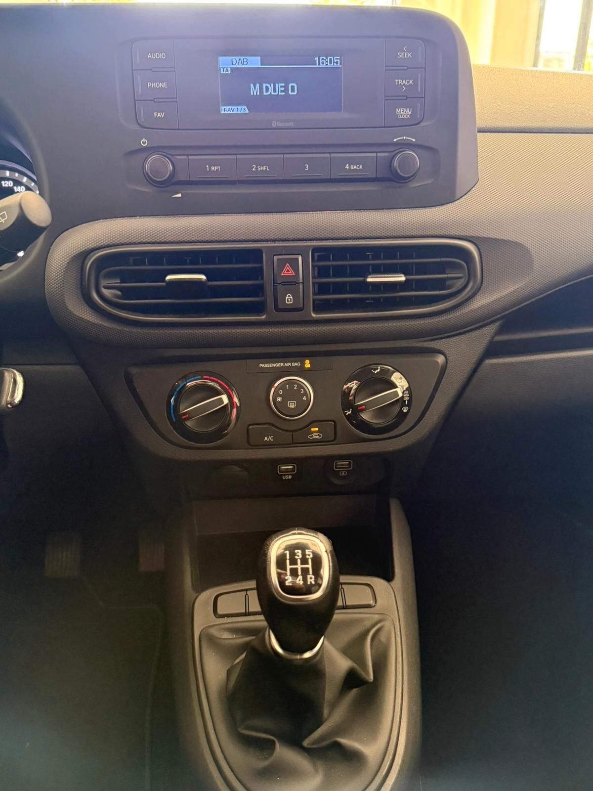 Hyundai i10 1.0 MPI Tech
