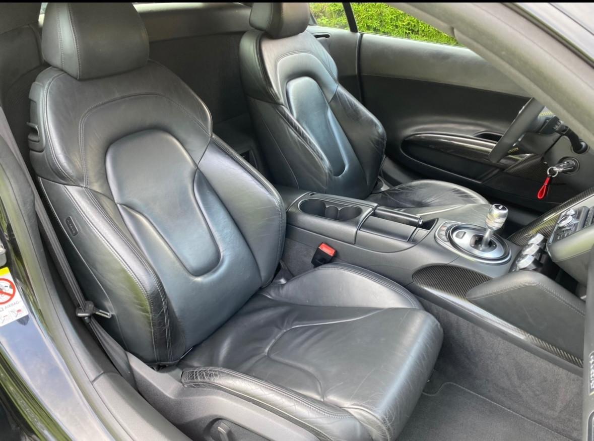 Audi R8 allestimento Full Carbonio