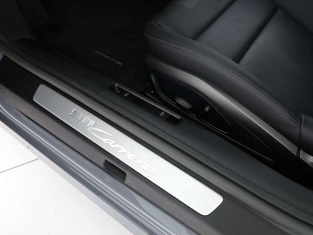 Porsche 992 coupe 3.0 carrera auto
