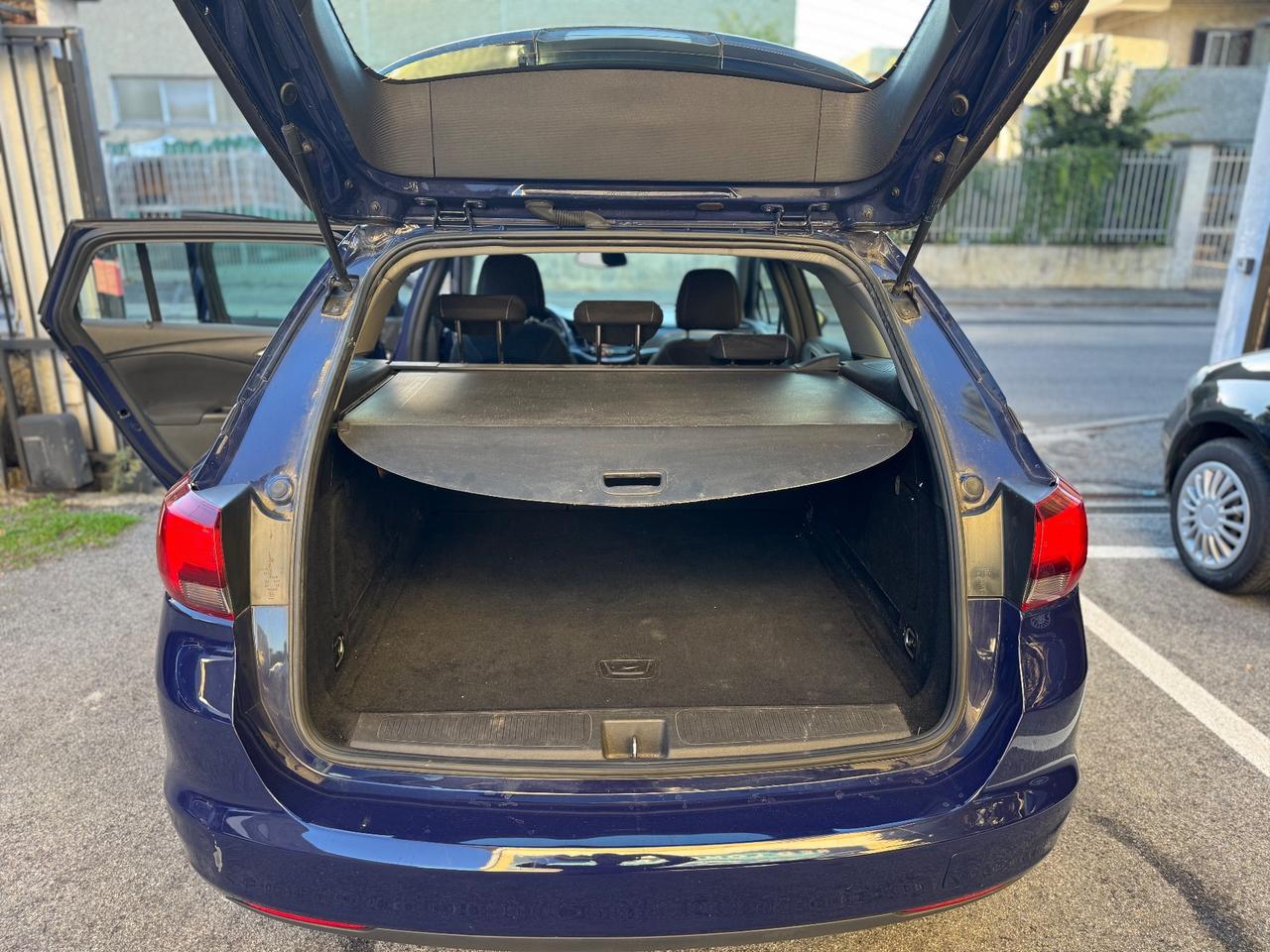 Opel Astra 1.6 CDTi 110CV Start&Stop Sports Tourer Business