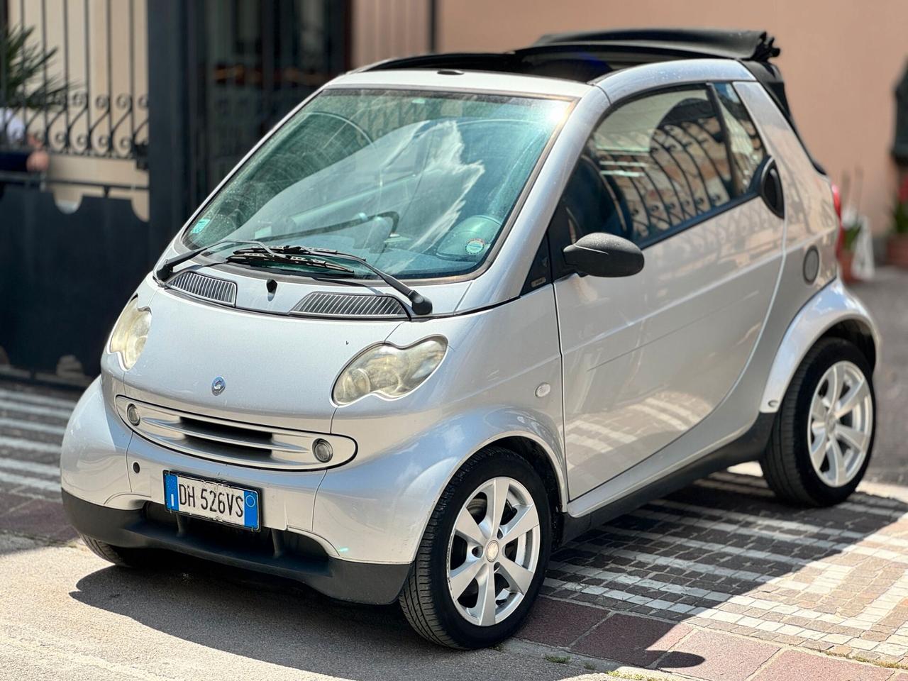 Smart ForTwo 700 cabrio grandstyle (45 kW)