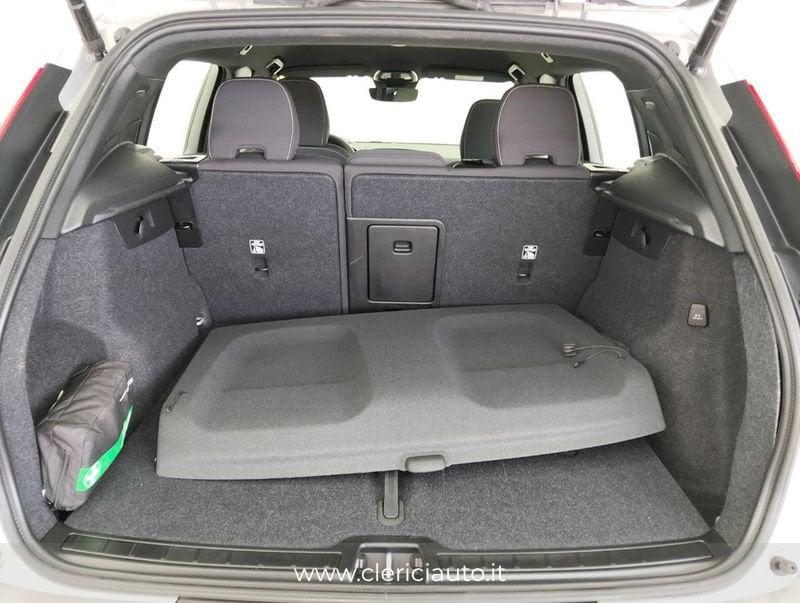Volvo XC40 B3 automatico Core