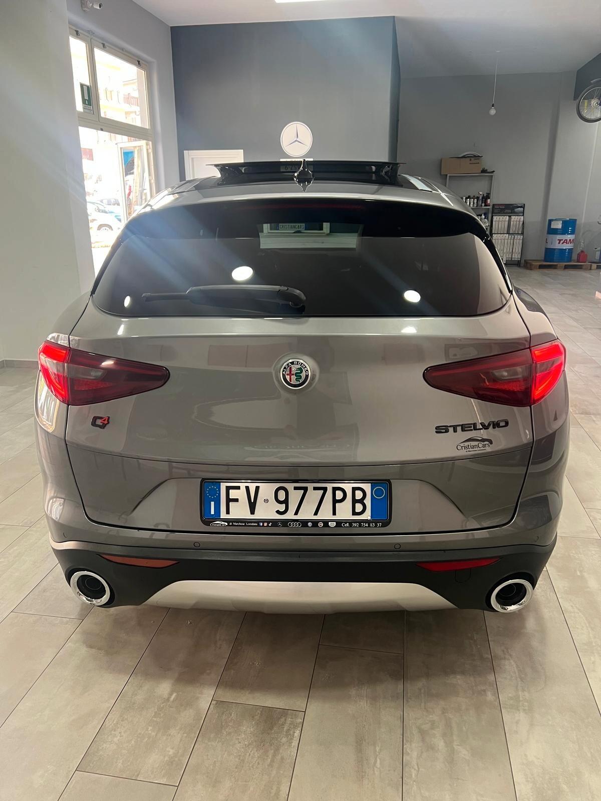 Alfa Romeo Stelvio 2.2 Turbodiesel 210 CV AT8 Q4 Executive