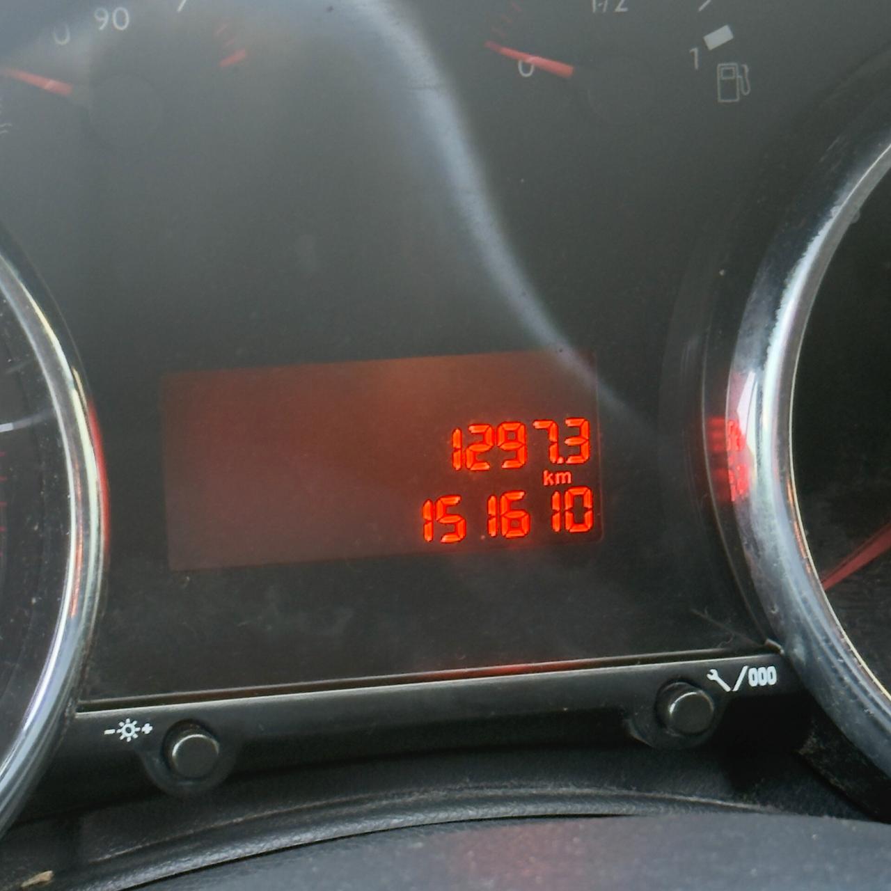 Peugeot 5008 1.6 HDi 115CV Active