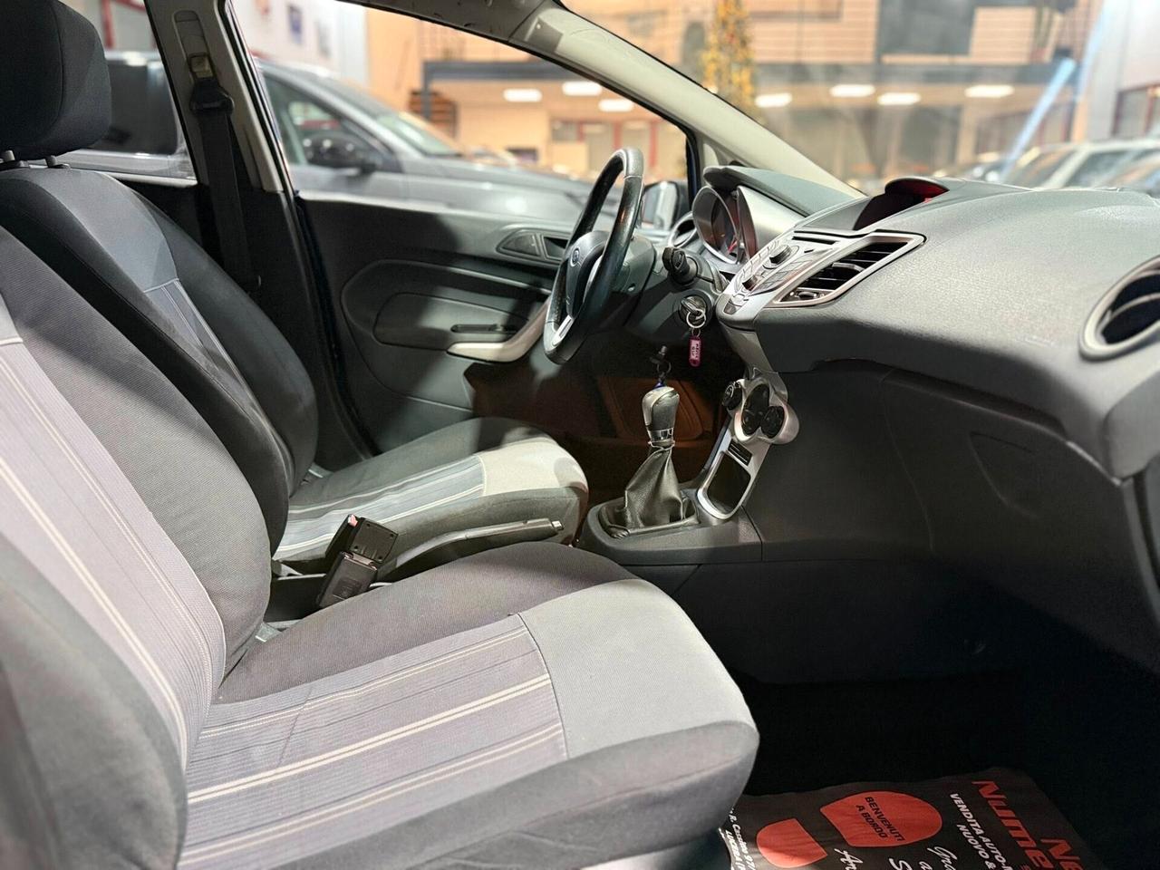 Ford Fiesta 1.4 TDCi 68CV 5 porte Titanium 2009