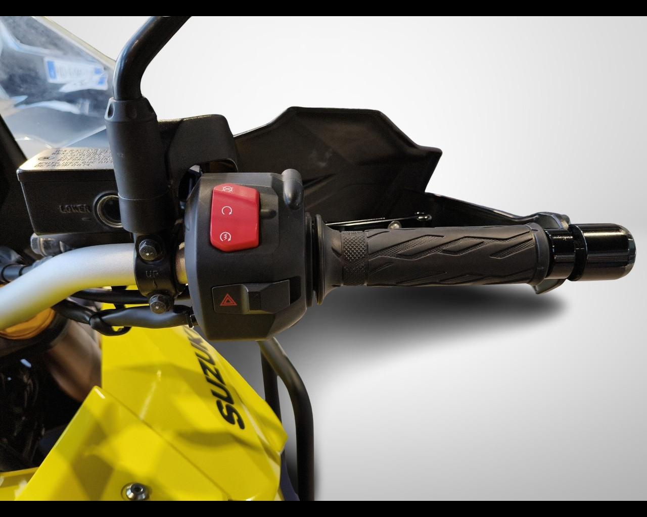 SUZUKI V Strom DL 800 - DE