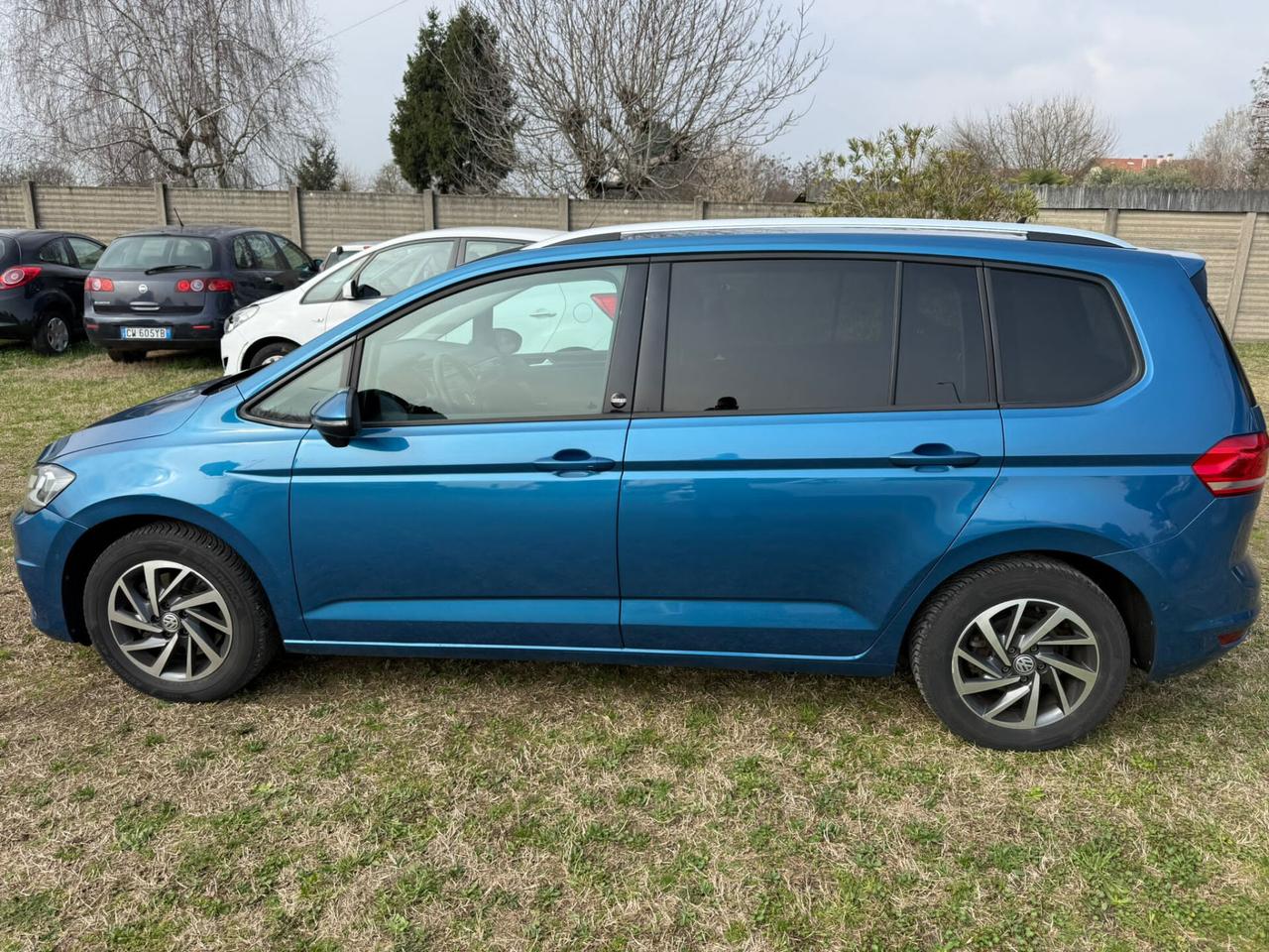 Volkswagen Touran 1.4 TSI ACT DSG Business Technology