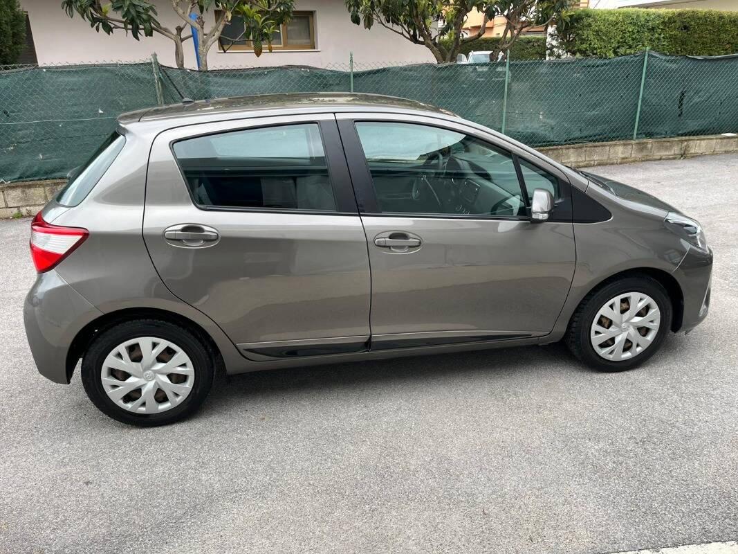 Toyota Yaris 1.0 Active