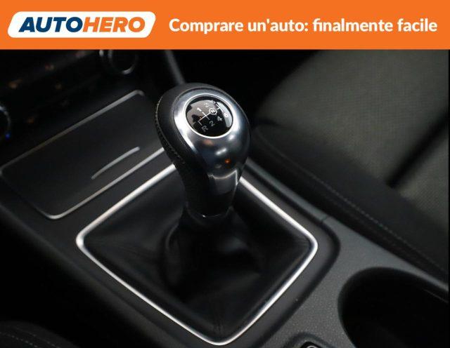 MERCEDES-BENZ GLA 200 Executive