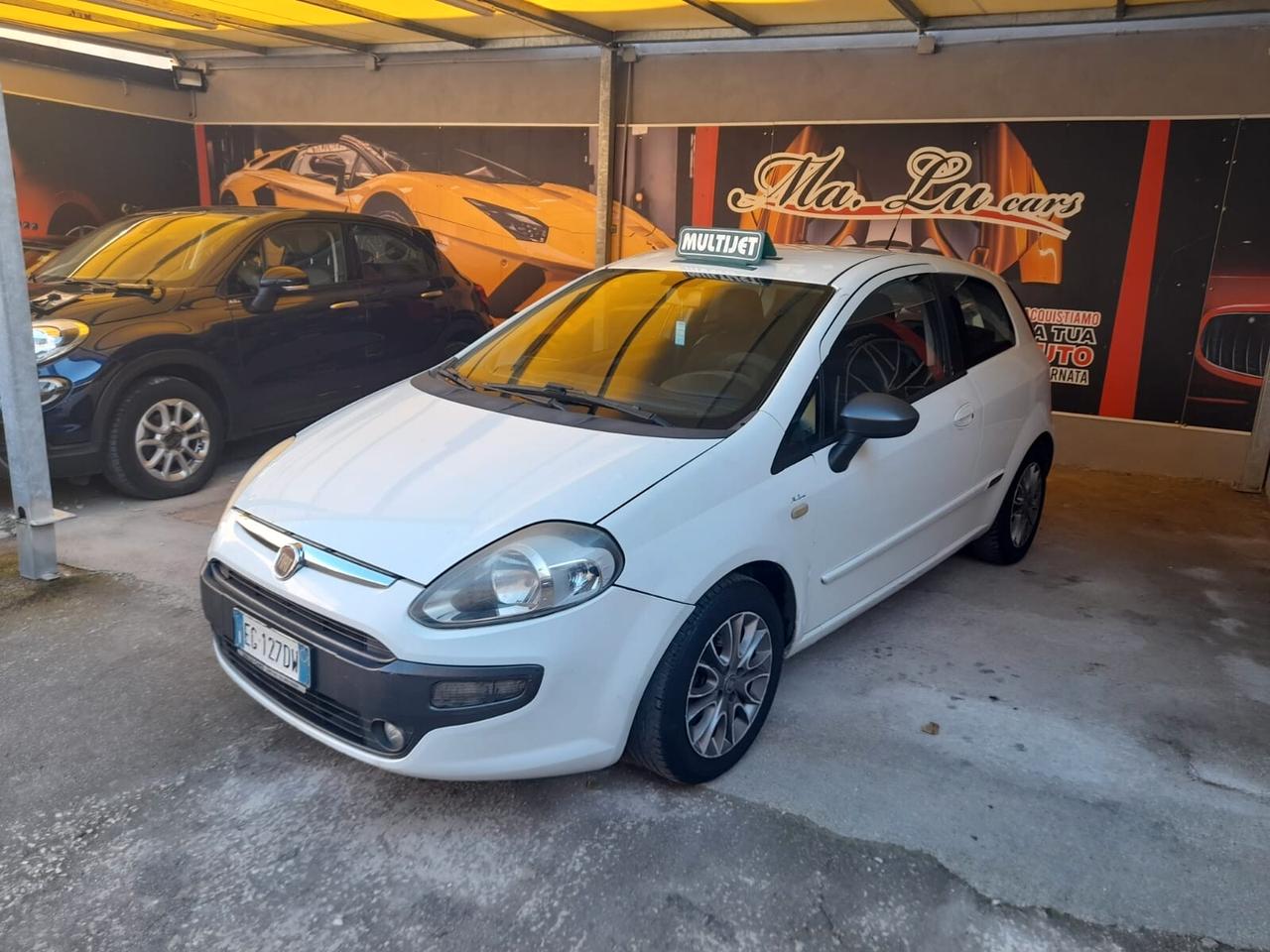 Fiat Grande Punto 1.3cc diesel 12 mesi garanzia-2011