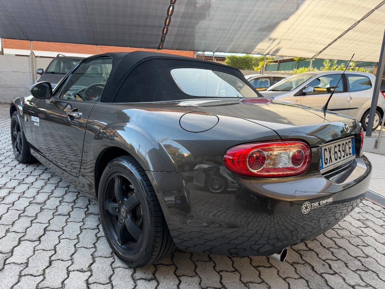 Mazda MX-5 Roadster Coupe 1.8 CABRIO Cult LIMITED SENDO!!! PELLE+LED+NAVI