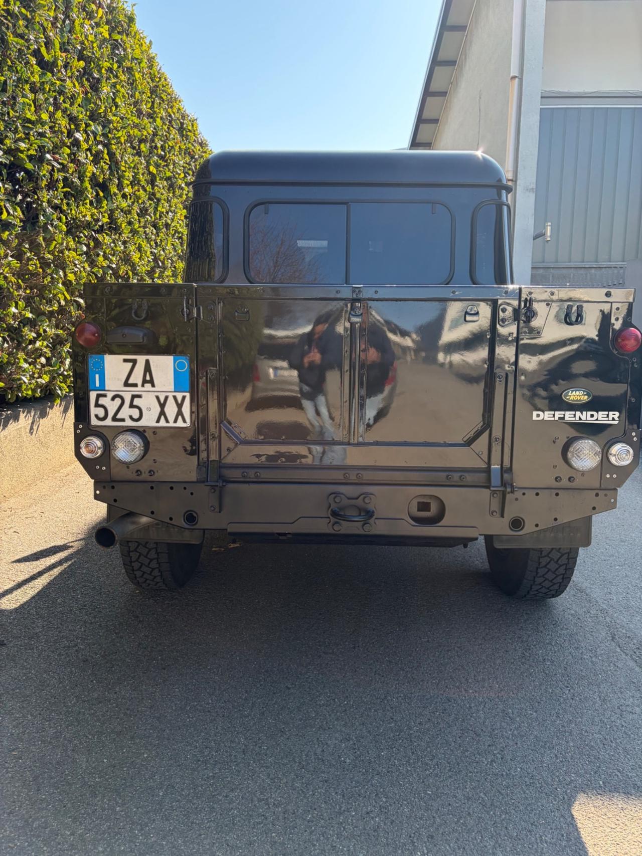 Land Rover Defender 110 2.4 TD4 CrewCab S