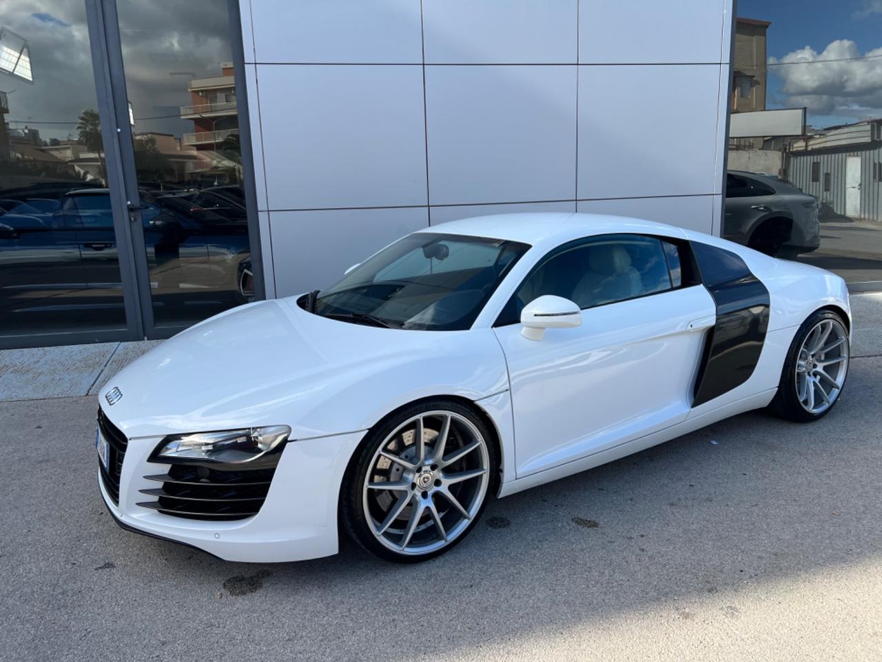 Audi R8 4.2 V8 FSI quattro R tronic - anno 2007 - km 105.000