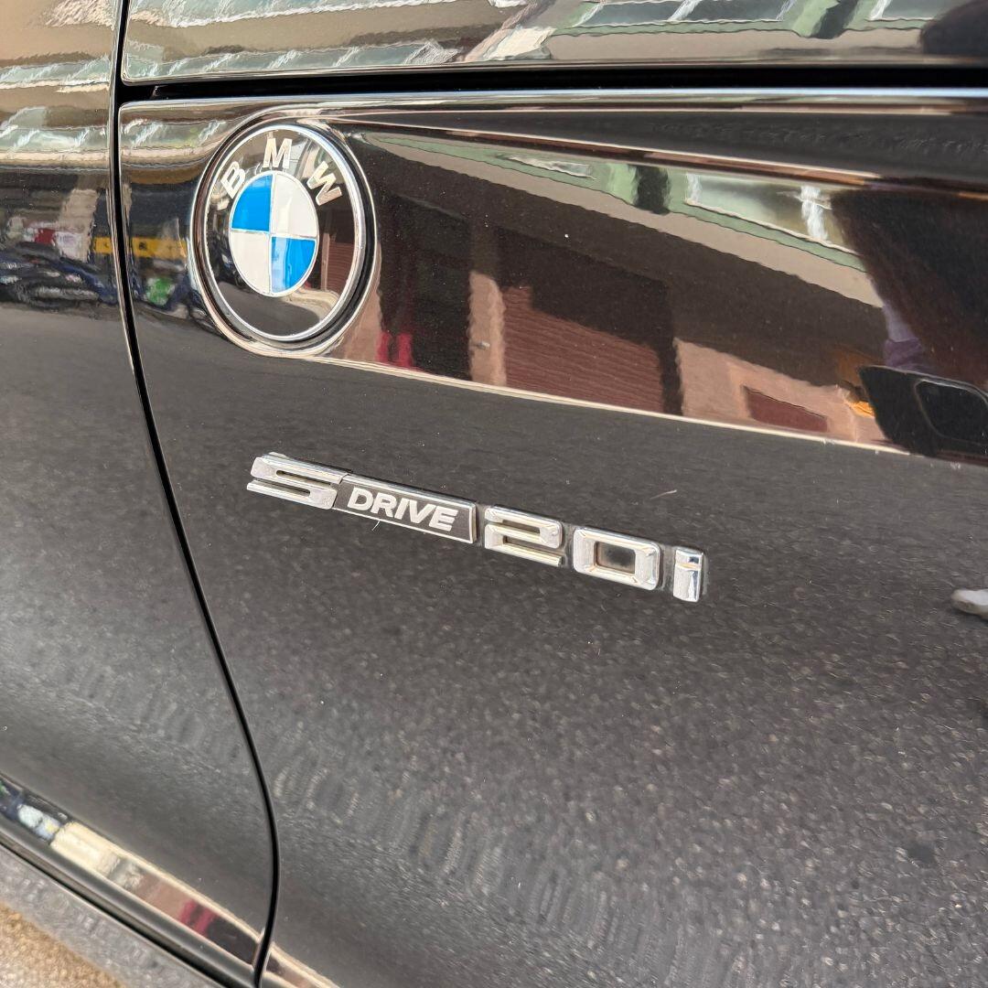 BMW Z4 sDrive20i **FULL**