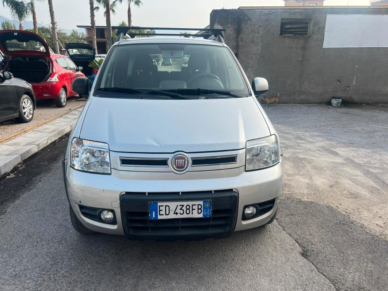 Fiat Panda 4x4 Panda 1.3 mjt 16v Glam 4x4 LEGGI