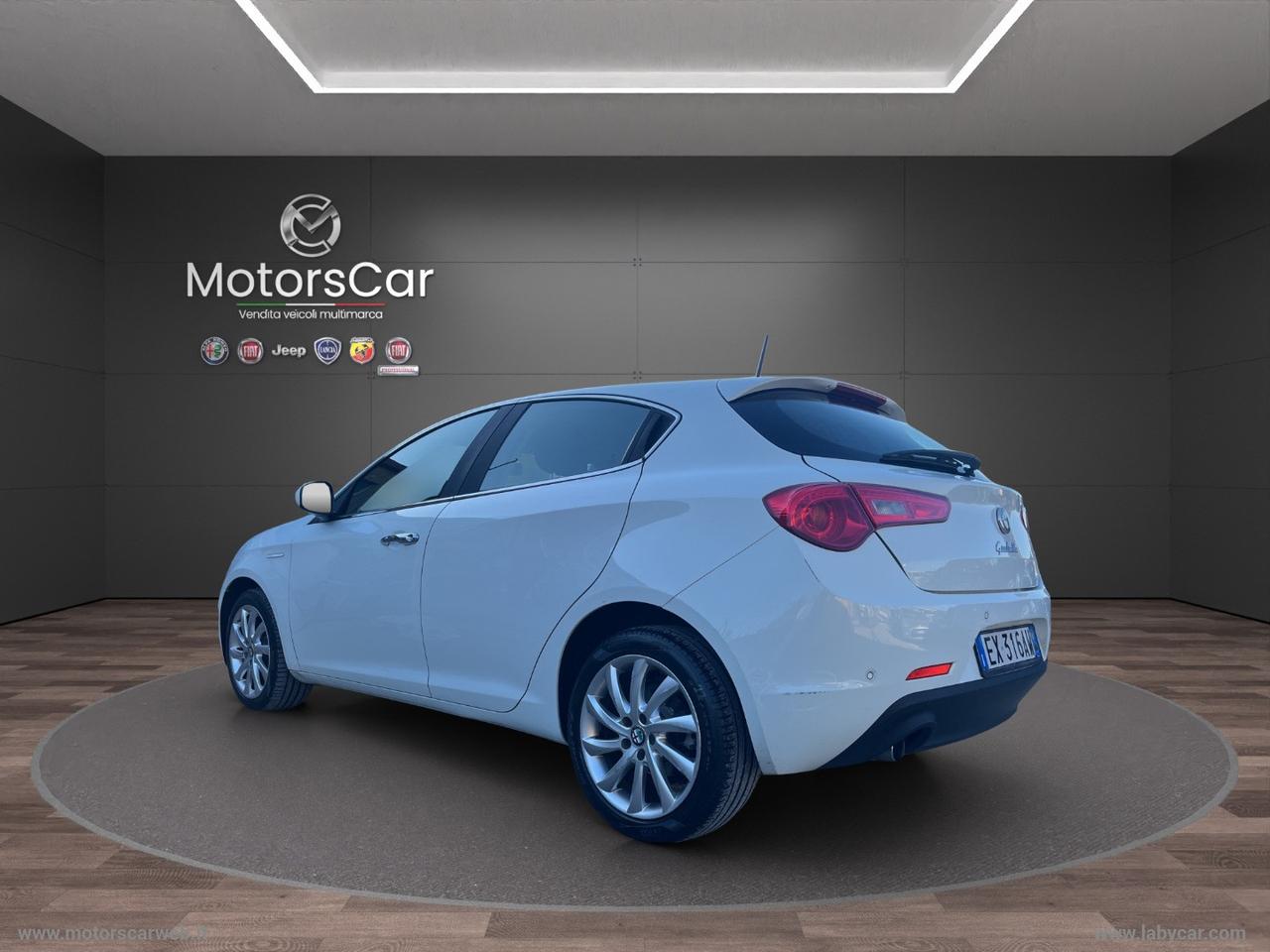 ALFA ROMEO Giulietta 1.6 JTDm-2 105 CV Distinctive