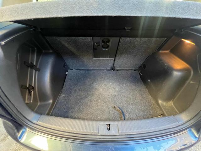 VOLKSWAGEN Golf Plus 1.6 Comfortline