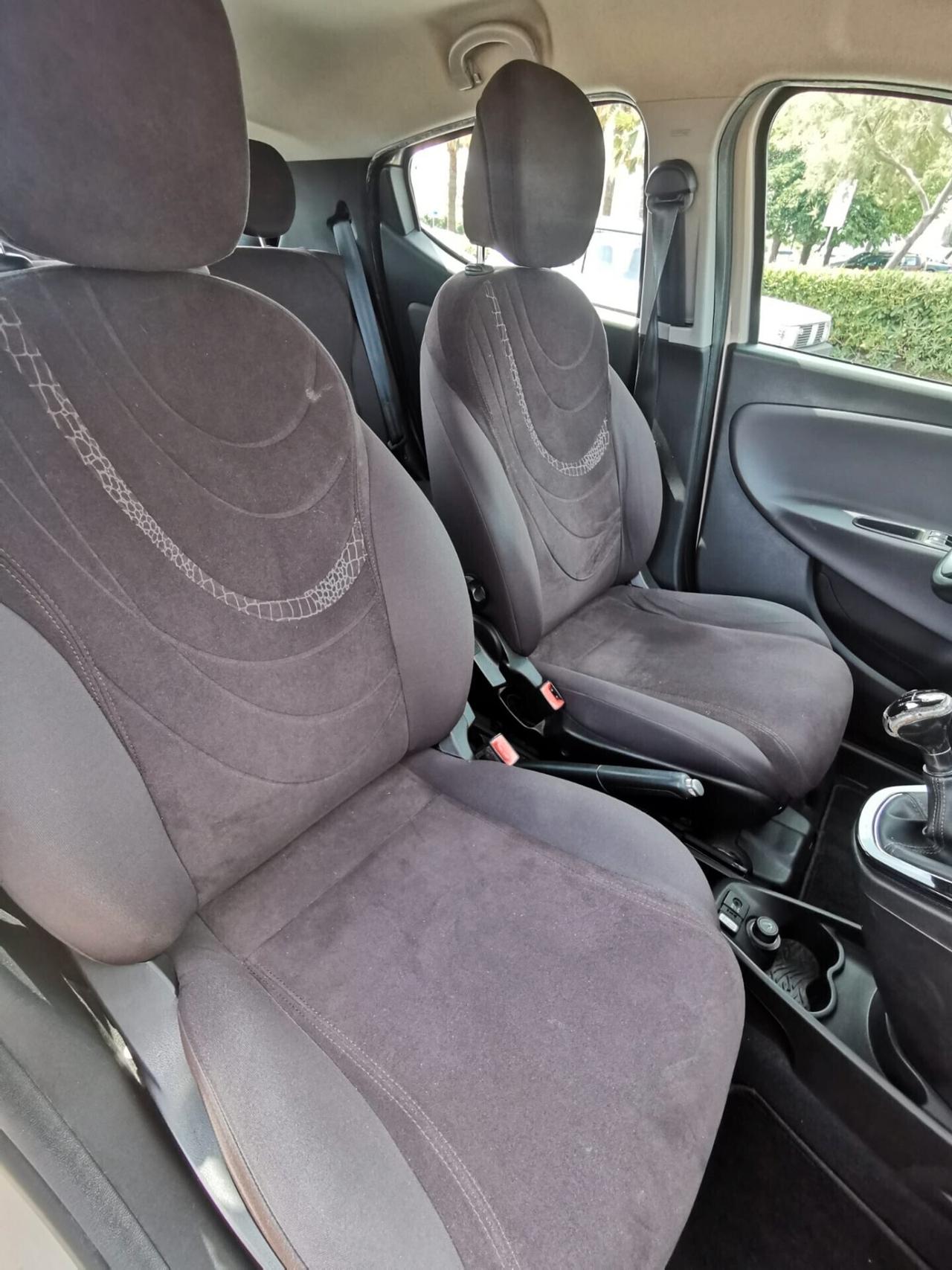 Lancia Ypsilon 1.3 MJT 75 CV Platinum 2011