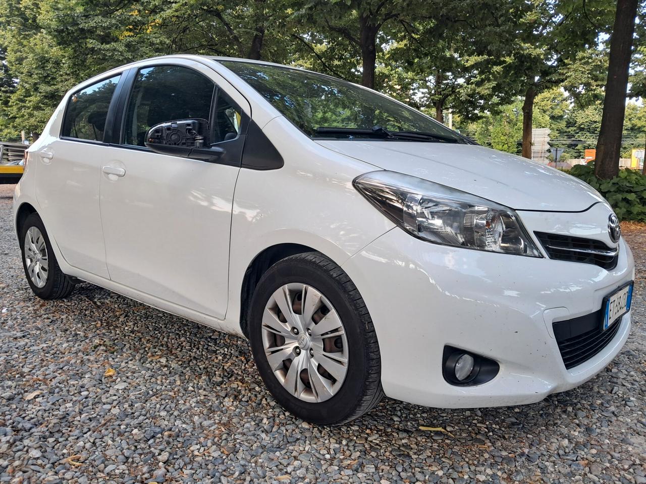TOYOTA YARIS 1.4 D 2013