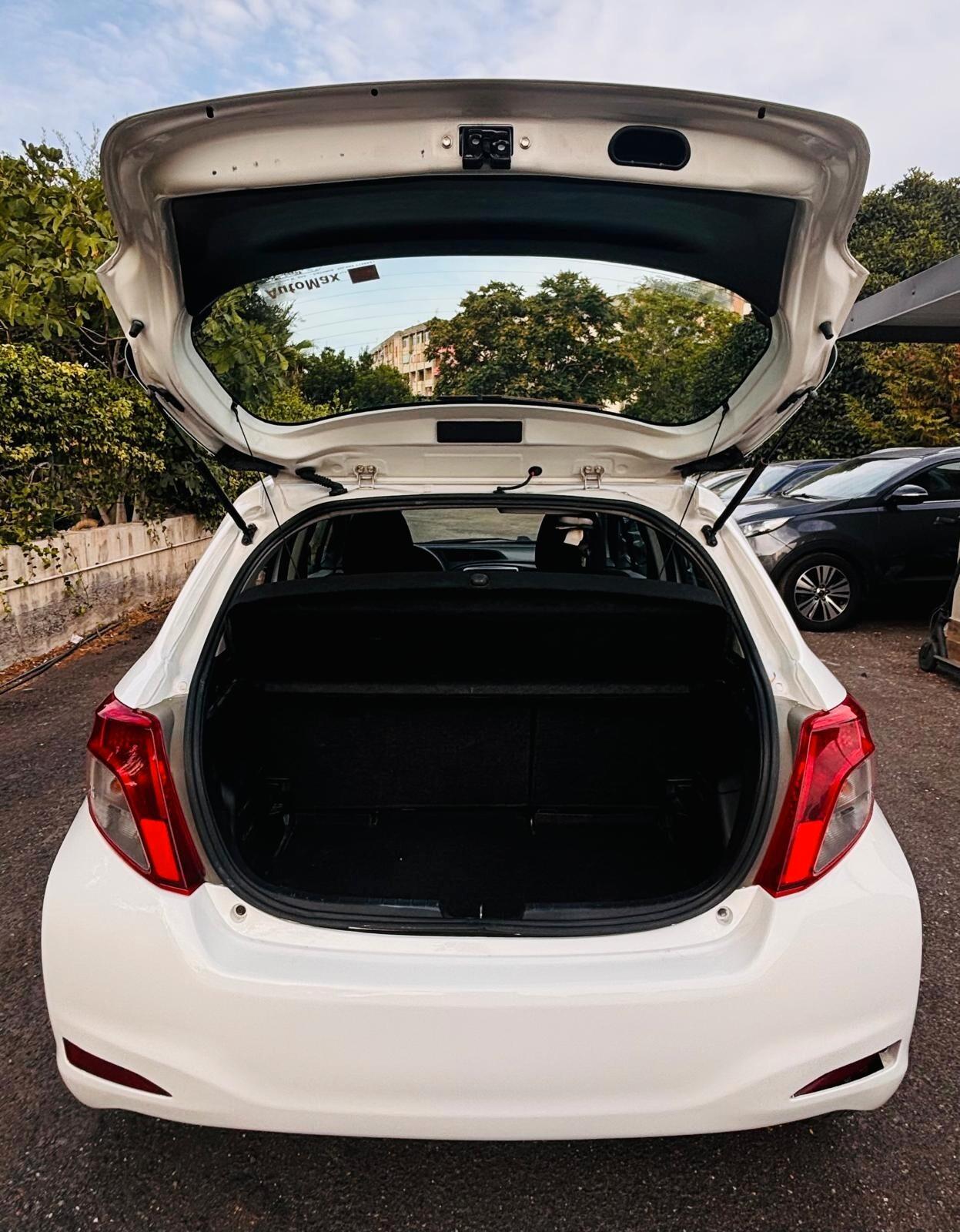 Yaris 1.4 D-4D 5 porte Lounge
