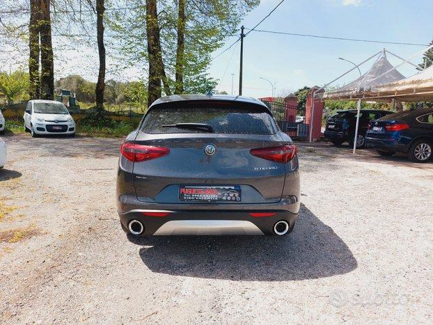 Alfa Romeo Stelvio 2.2 160 CV AT8 Business - 2021