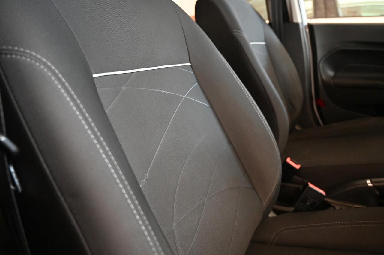 Ford Fiesta 1.5 TDCi 75CV 5 porte Business