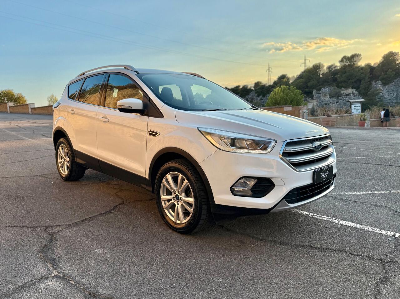 Ford Kuga Titanium/1.5 120CV/CAR PLAY/RETRO/KYLESS