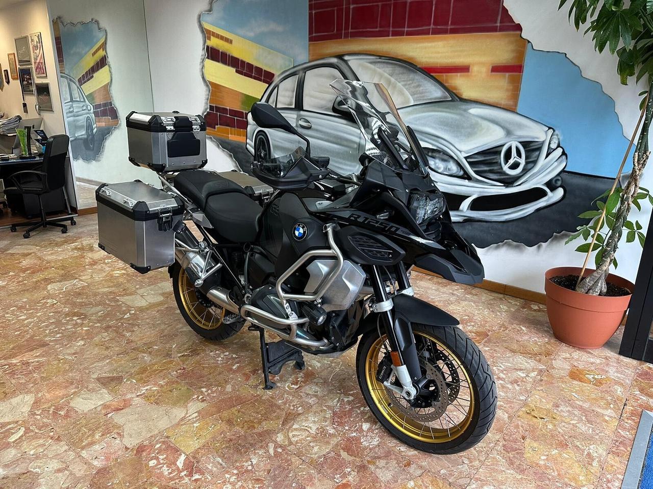 BMW R 1250 TRIPLE BLACK ADVENTURE MOTO UFFICIALE FULL OPTIONALS TUTTI I BAULETTI SOLO KM 11200 COME NUOVA