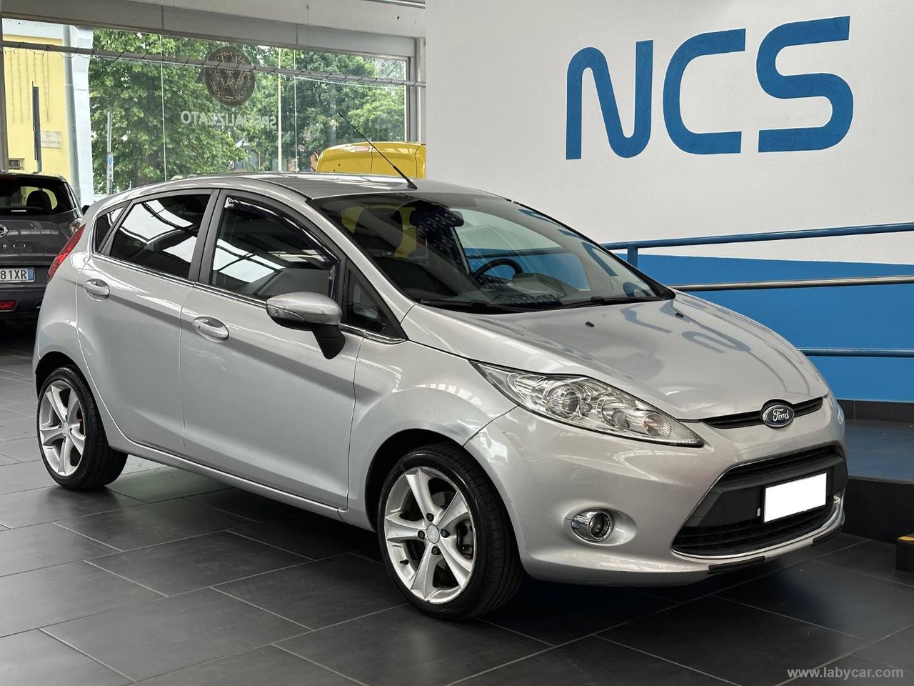 FORD Fiesta 1.2 16V 5p. Titanium