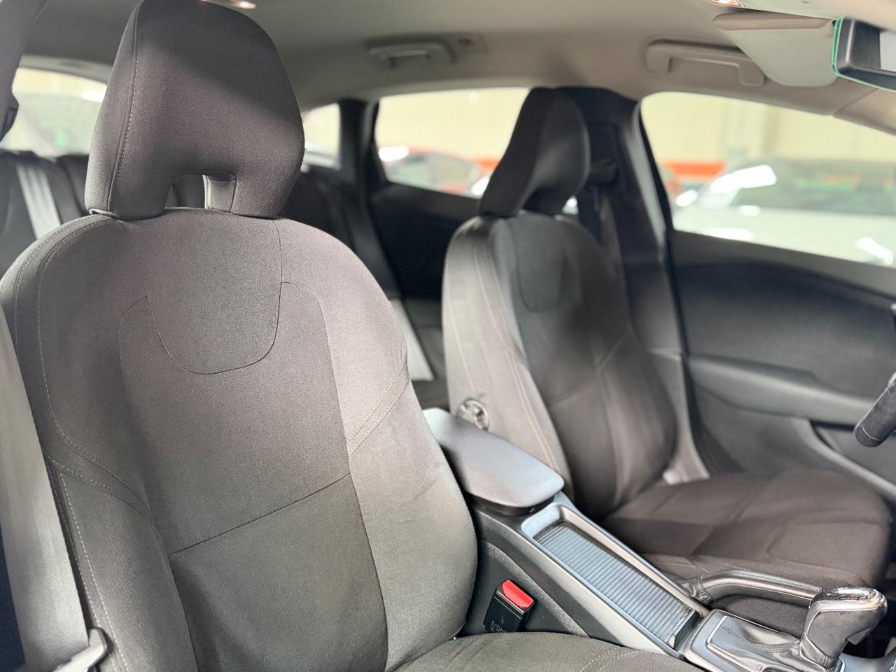 Volvo V40 D2 1.6 Powershift Kinetic NEOPATENTATI