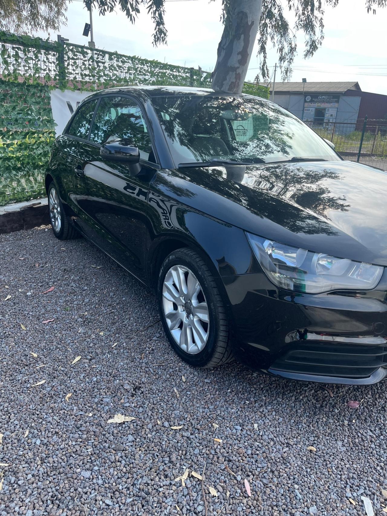 Audi A1 1.6 TDI 105 CV Attraction