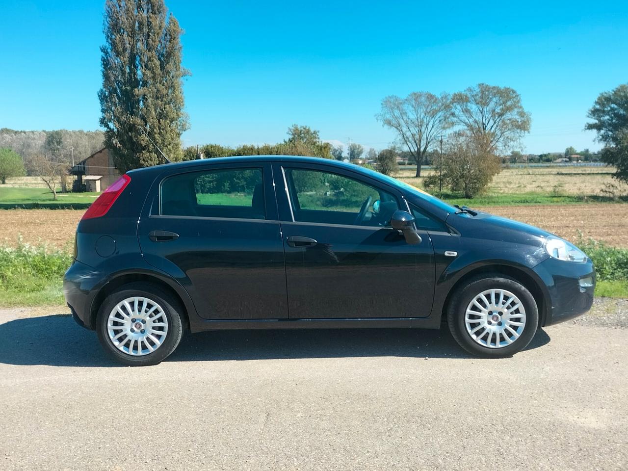 Fiat Punto 1.2 Benzina - Neopatentati