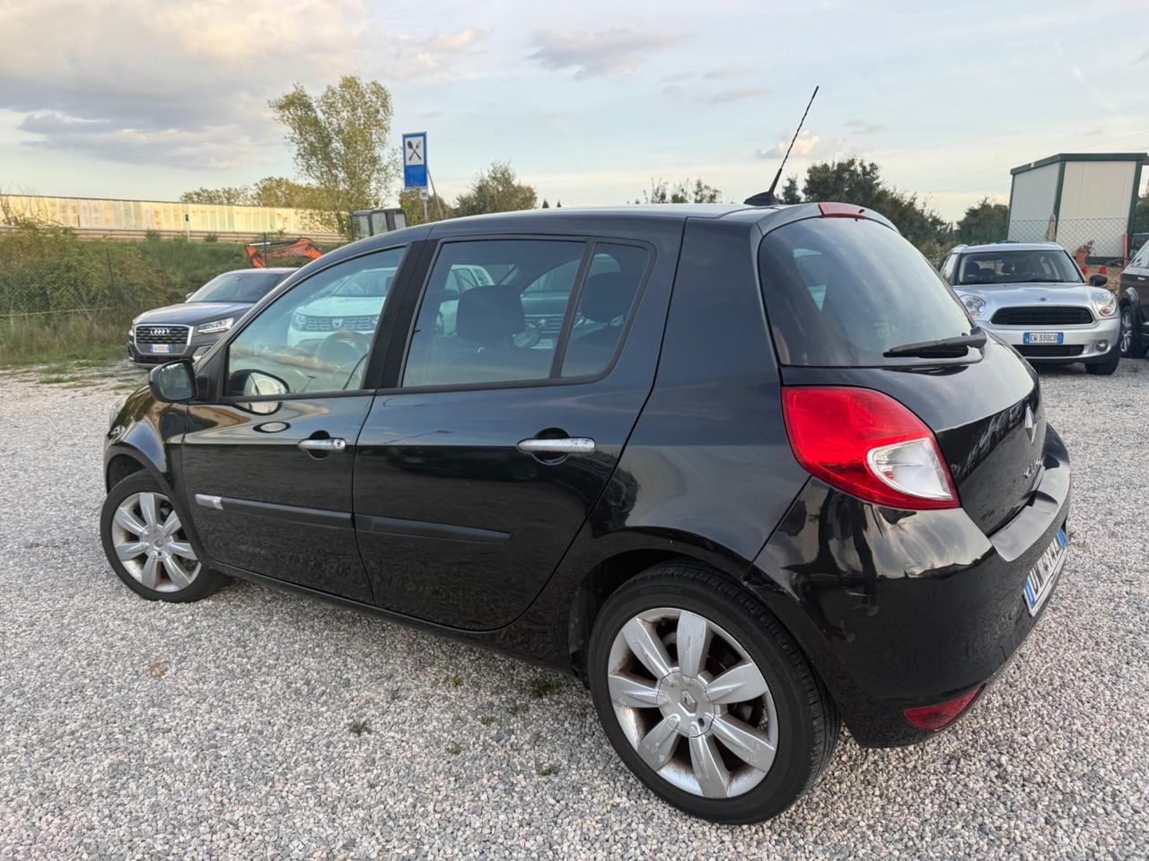 Renault Clio 1.2 16V 5 porte Luxe