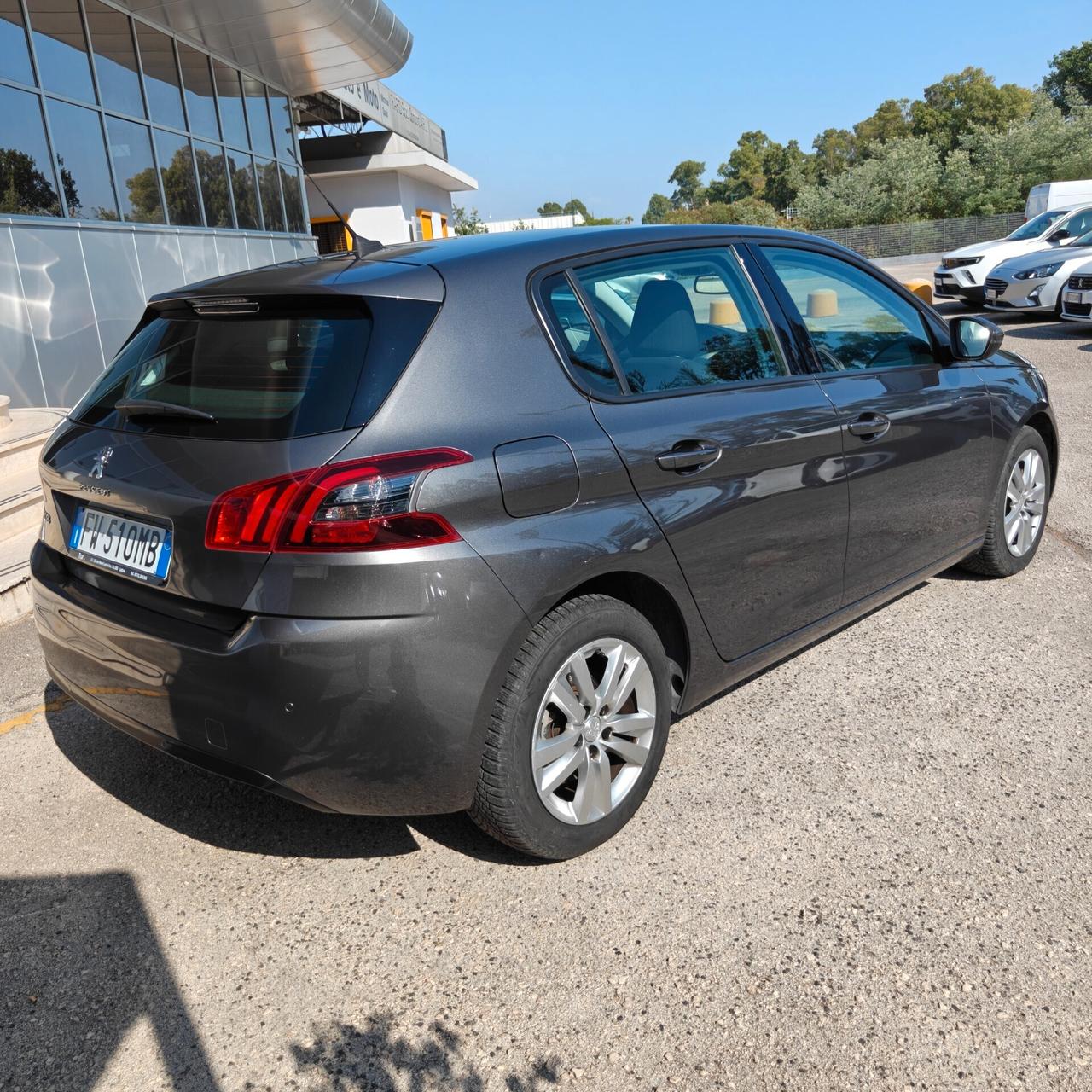 Peugeot 308 1.5 Bluehdi 130 Cv Active