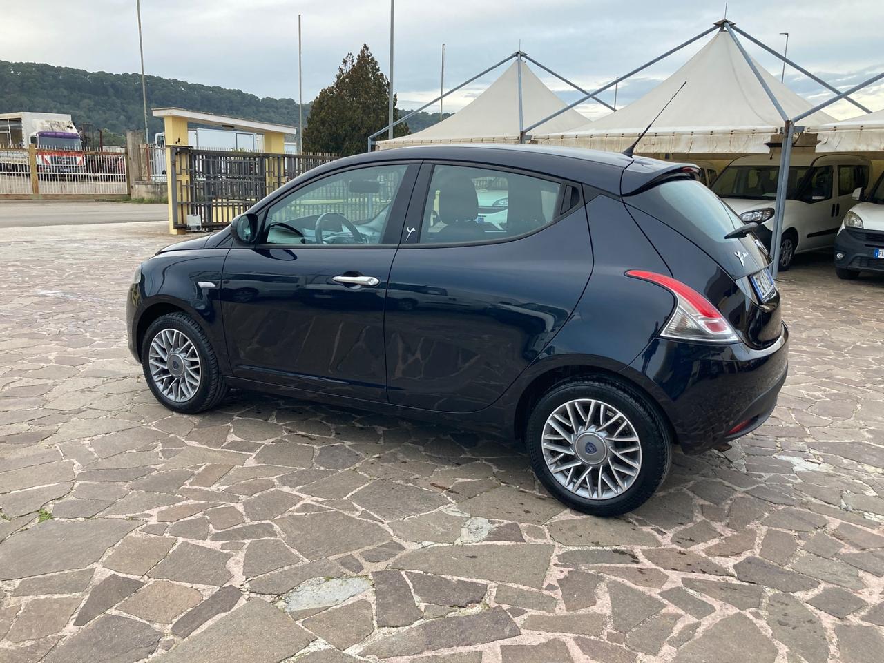 Lancia Ypsilon 1.3 MJT 16V 95 CV 5 porte S&S Platinum