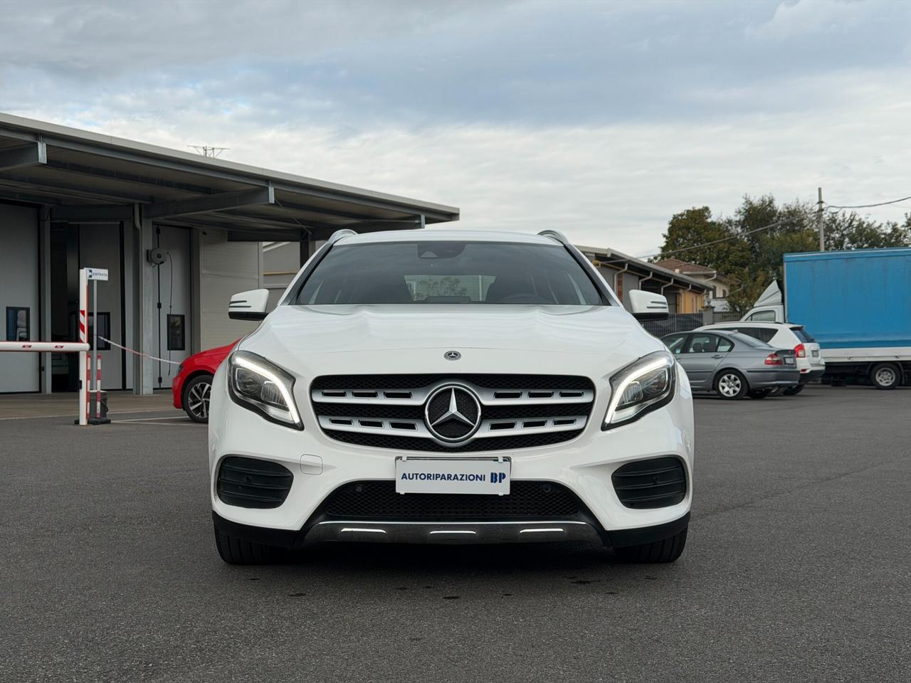 Mercedes-benz GLA 200 d Automatic 4Matic Premium
