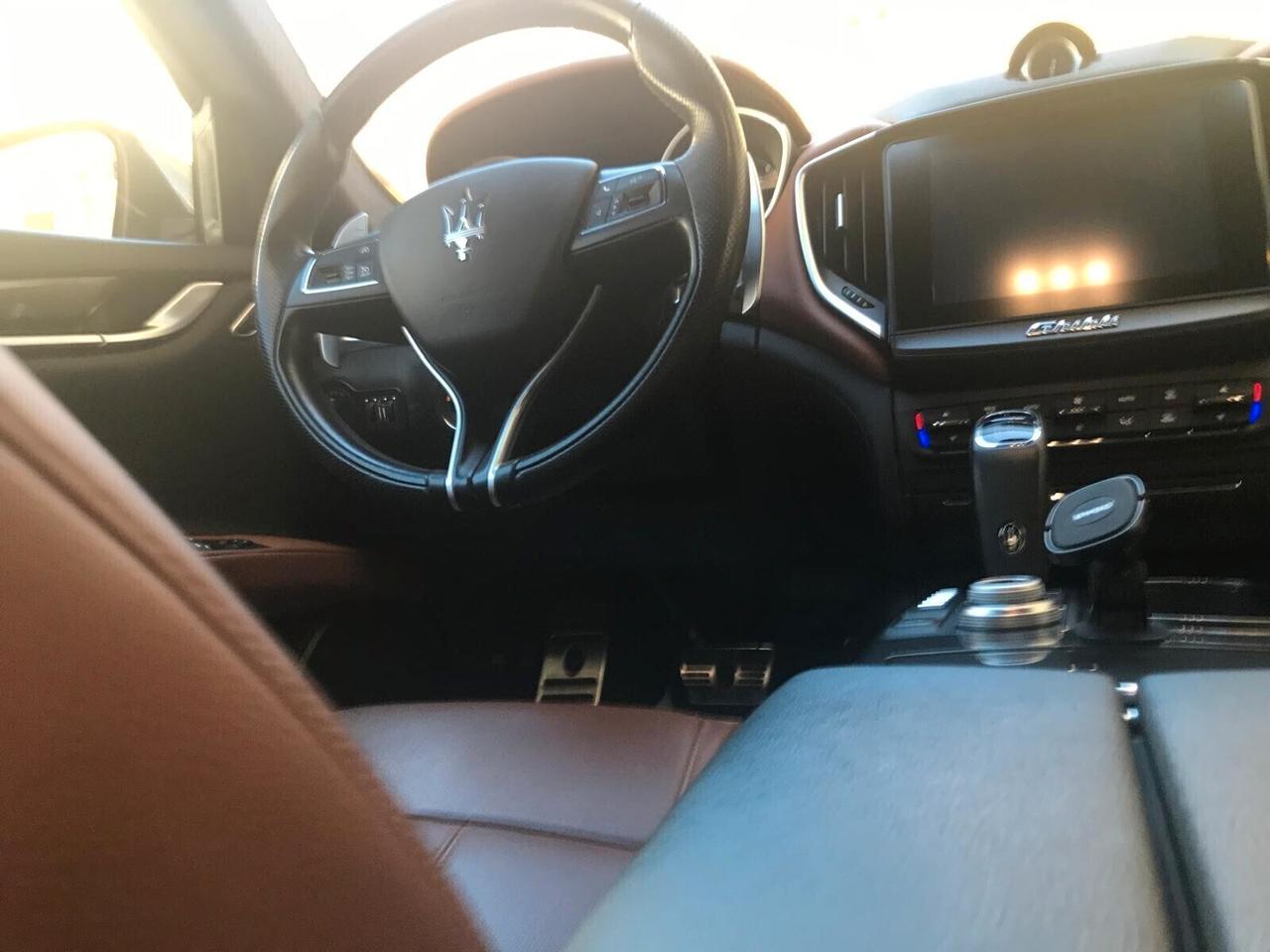 Maserati Ghibli V6 Diesel 250cv 12/2020