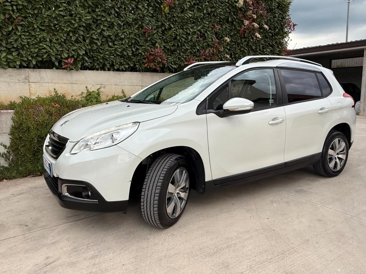 Peugeot 2008 Blue Hdi1.6 CV 92 Allure