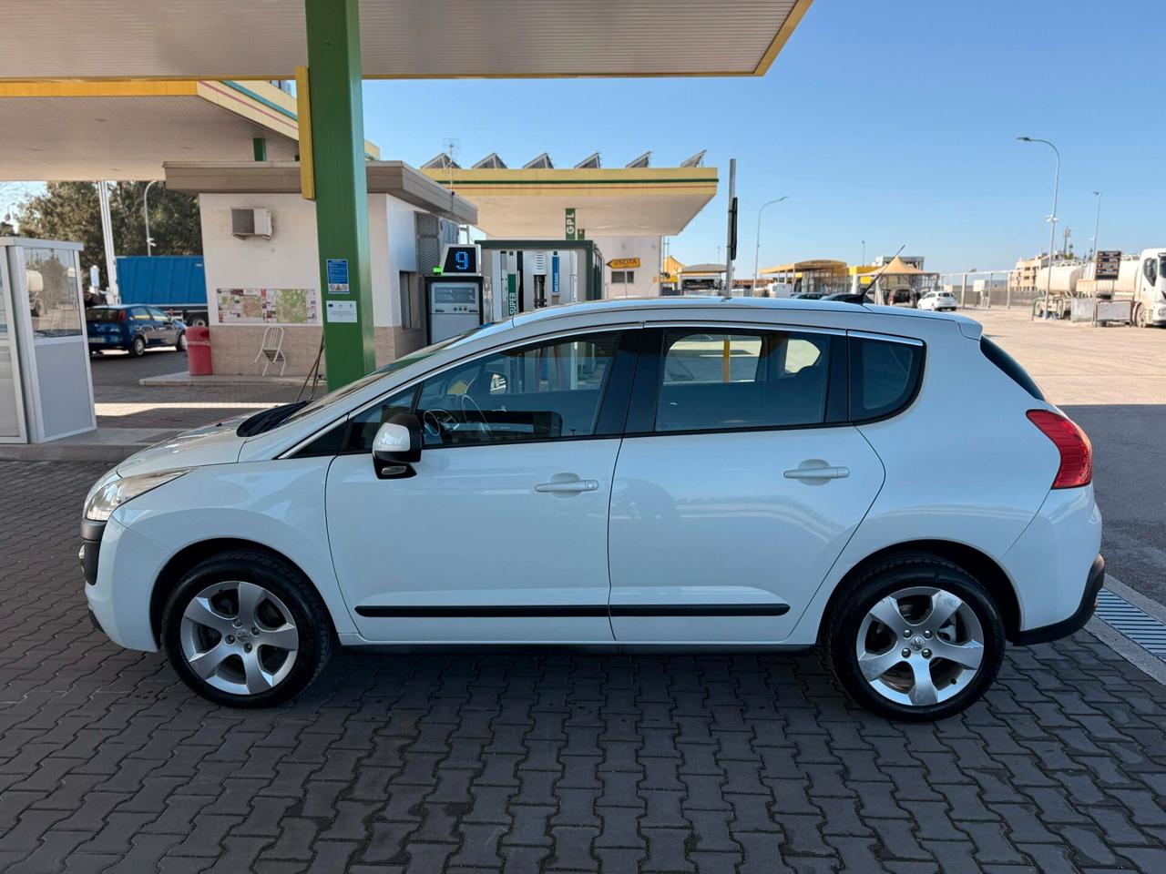 Peugeot 3008 1.6 HDi 112CV Tecno