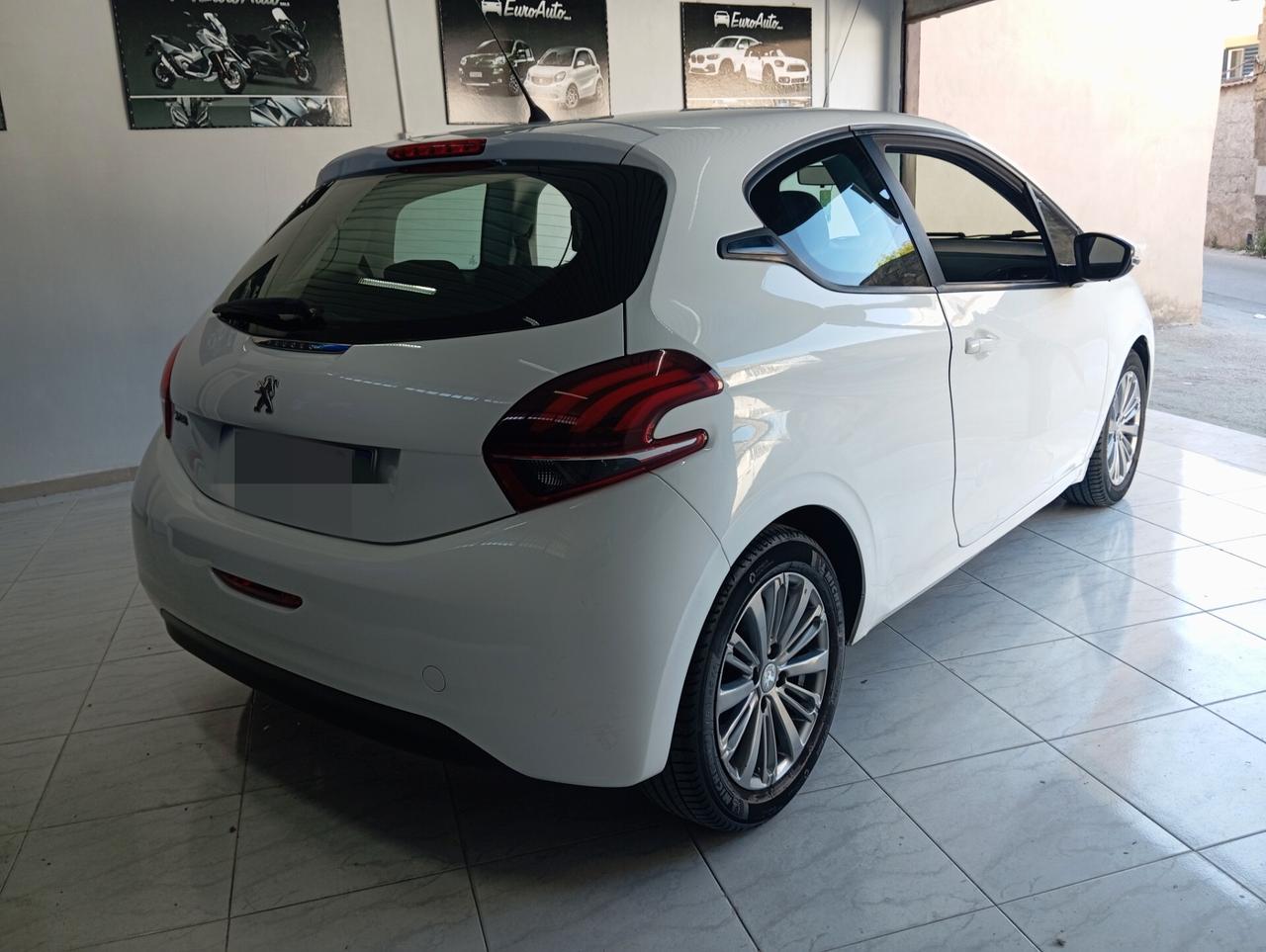 Peugeot 208 1.2 Benz/ GPL 2016 CON GARANZIA