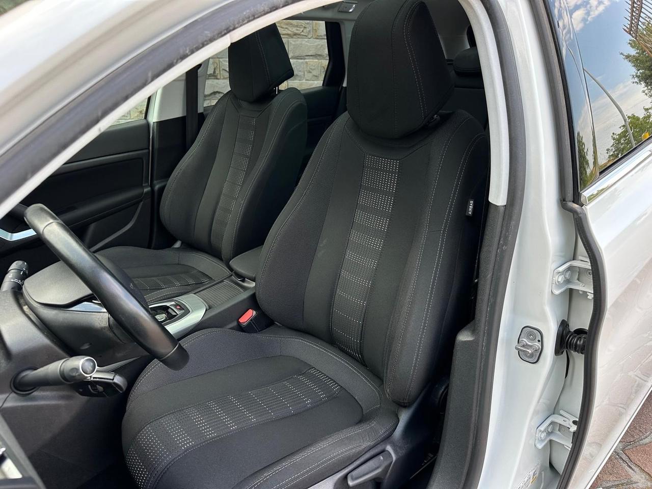 Peugeot 308 BlueHDi 120 S&S 6 SW GT Line